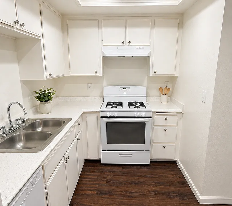 Daisy Apartments