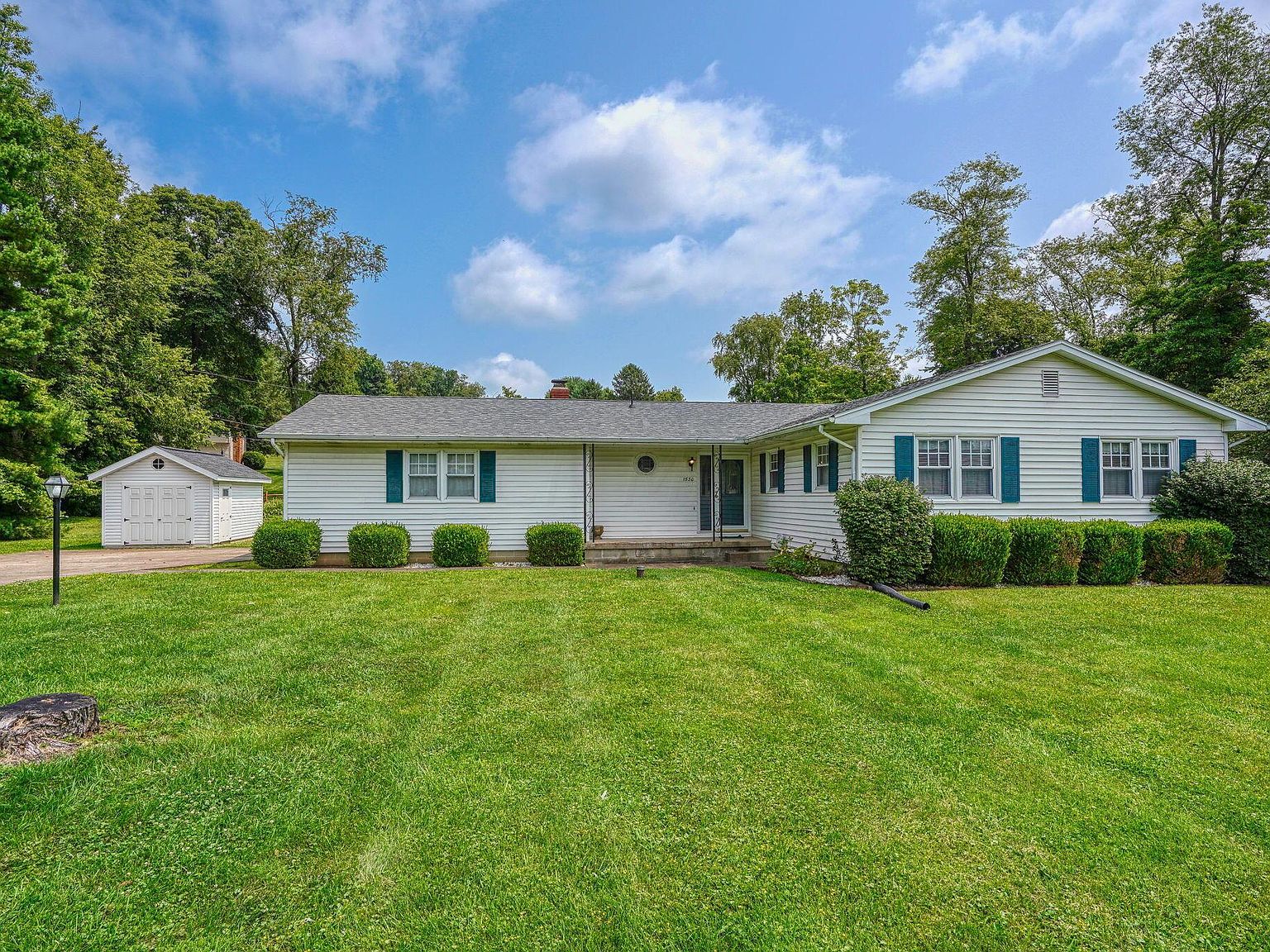 1530 Redwood Dr NE, Lancaster, OH 43130 Zillow