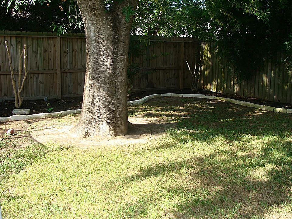 1st image of 1117 Willowbriar Ln