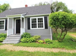 3 Randolph Rd, Fredericksburg, VA 22405