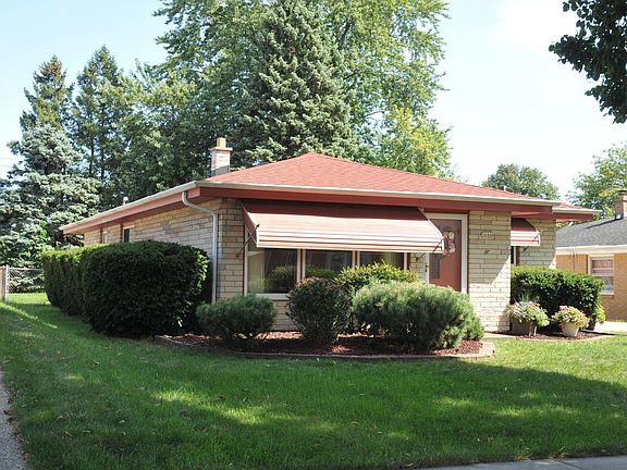 2nd image of 5646 S 30th STREET