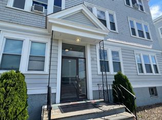 24 Surfside Rd APT 3, Lynn, MA 01902