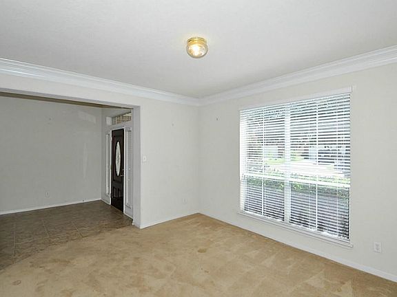 ANOTHER VIEW OF THE FORMAL LIVING