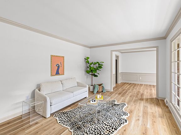 5th image of 213 Brailsford Rd