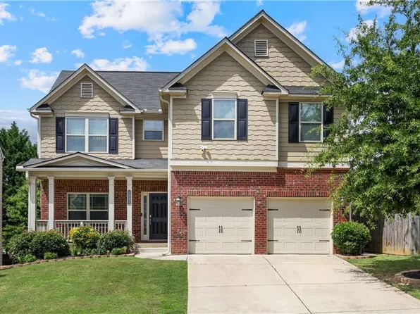 1241 Silvercrest Ct, Powder Springs, GA 30127