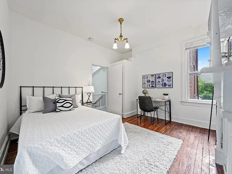 1306 Euclid St NW #2 — Photo 17
