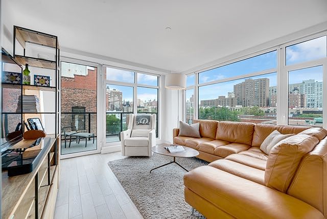 1st image of 100 W 107th St APT 6B