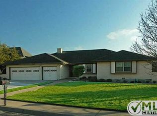 1505 Lakeview Ct, Granbury, TX 76048