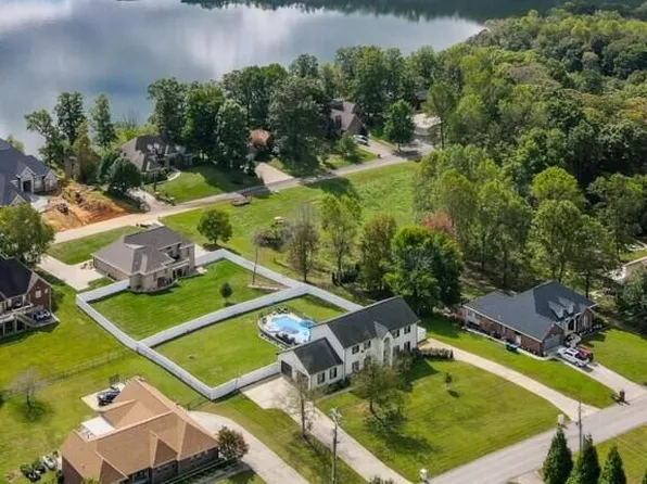 286 Lake Forest Dr, Somerset, KY 42503