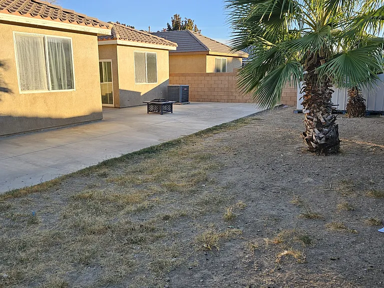 Stanridge Ave — Photo 19
