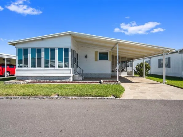 2028 Hilo Dr, Holiday, FL 34691