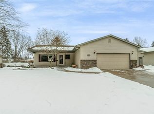 3216 Fernside St, Midland, MI 48642