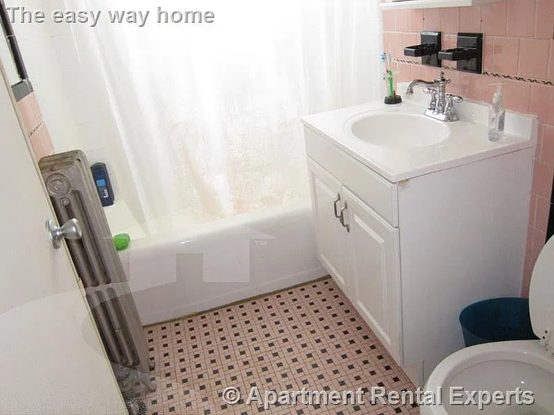 3 bed, 9999 sqft, $3,900 — Photo 3