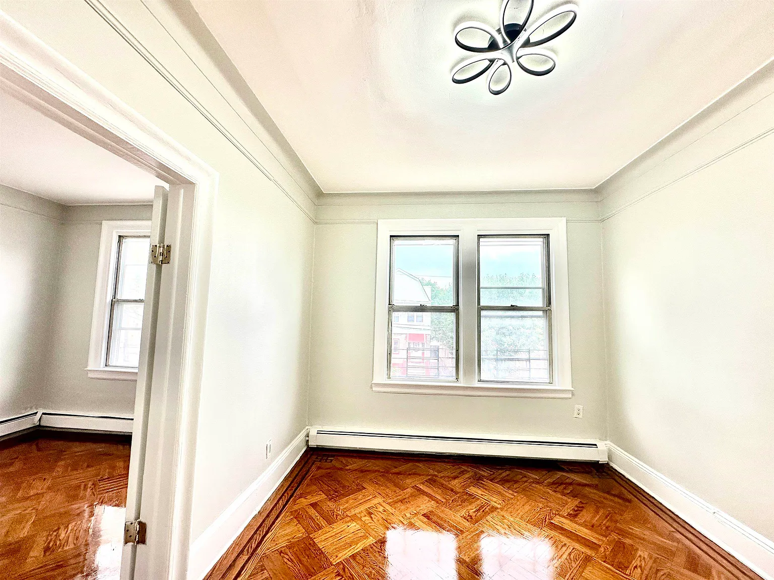 2 bed, 1.0 bath, $2,200 — Photo 4