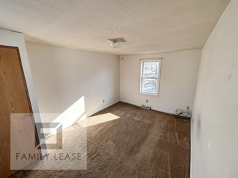 198 Wheat St — Photo 13