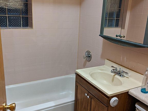 5th image of 4591 S Archer Ave Floor 1