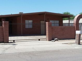 1543 N El Rio Dr, Tucson, AZ 85745