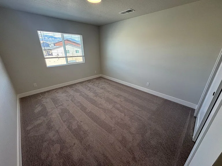 3934 E Fossil Way — Photo 17