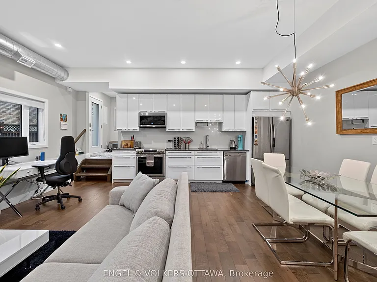 44 Byron Ave #D — Photo 15