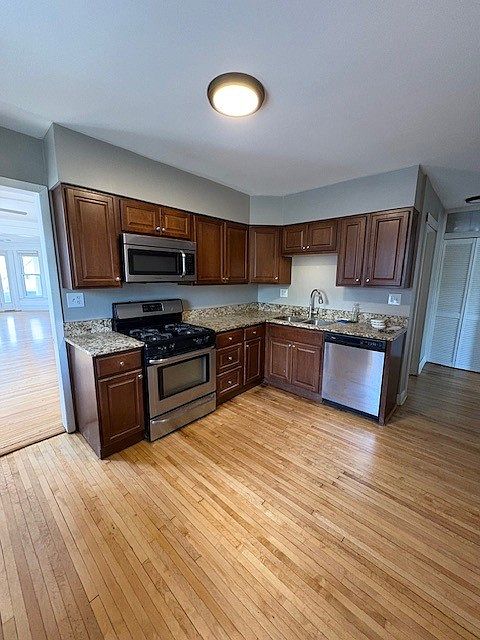 1st image of 3311 Humboldt Ave S #2