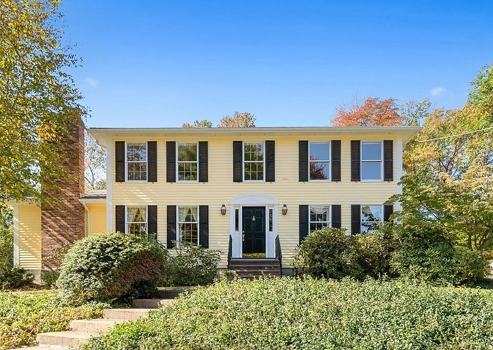 1st image of 53 Pilgrim Dr