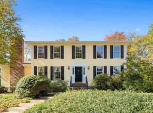 53 Pilgrim Dr, Norwood, MA 02062