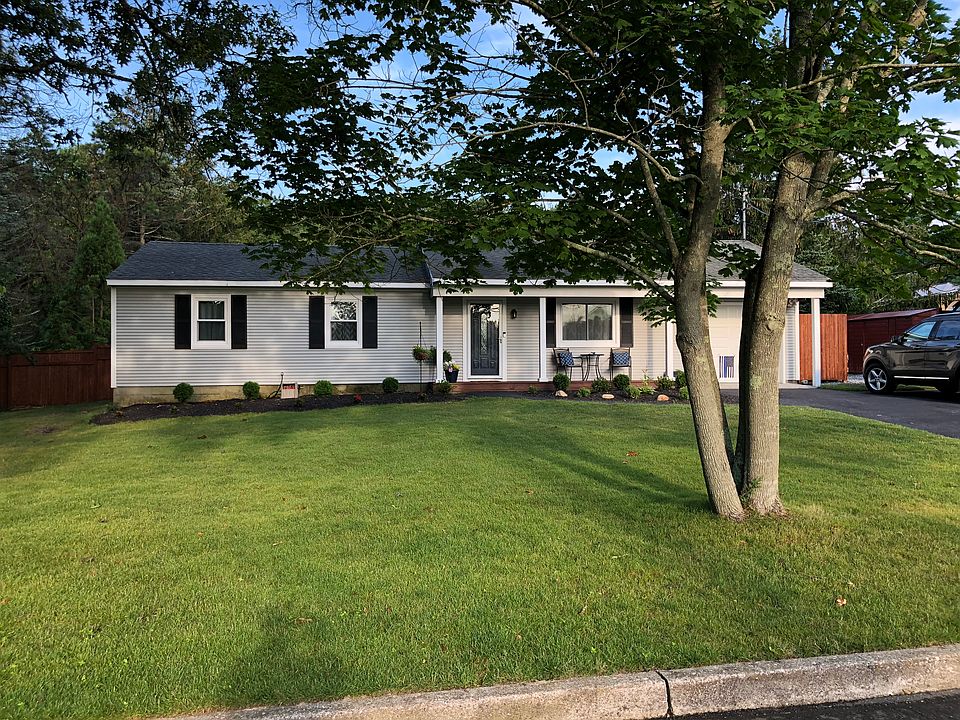 1st image of 132 Bernstein Blvd