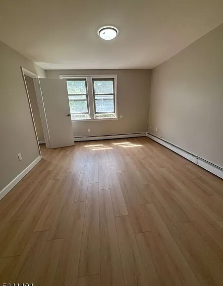 22 Somme St — Photo 1