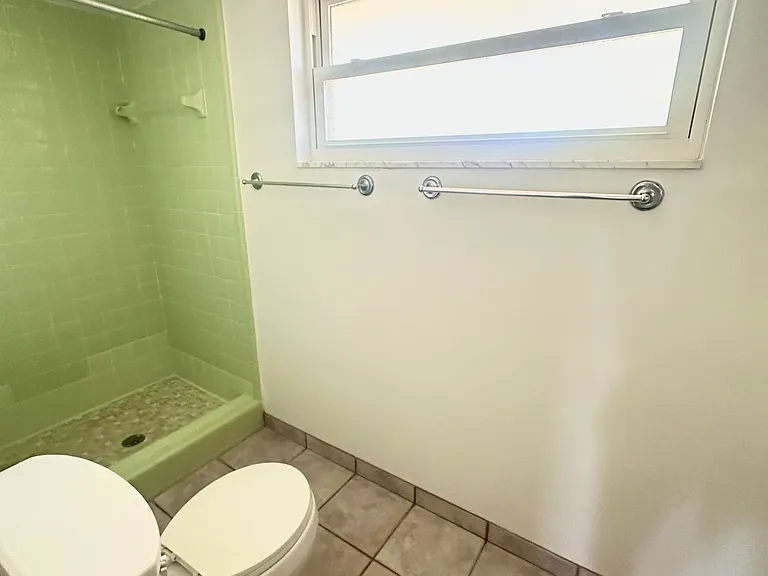 4261 14th St NE — Photo 11