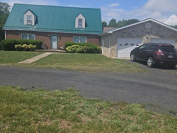 3rd image of 475 Fontaine Rd