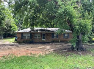 37 Gilley Rd, Dothan, AL 36305