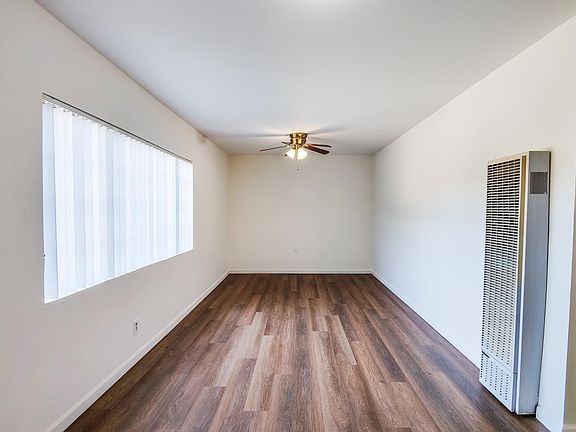 5th image of 11747 Kittridge St