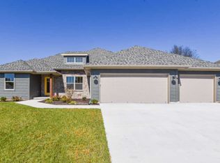 2395 W Camino Alto St, Springfield, MO 65810
