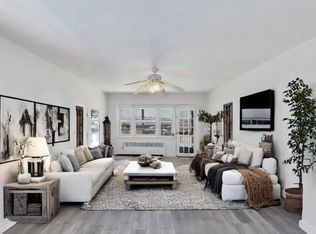 233 Shore Rd APT 36, Long Beach, NY 11561