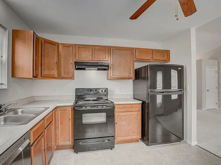 9124 Susie Dr — Photo 4