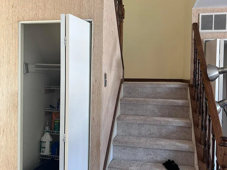 35 Brucester Bridge Ct — Photo 5