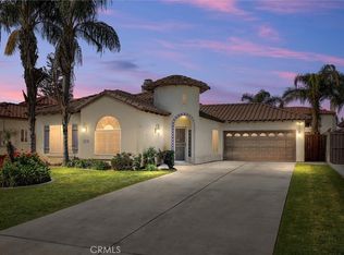 217 Villa Elegante Dr, Bakersfield, CA 93314