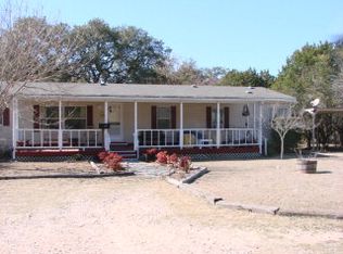 141 S Molina Rd, Kerrville, TX 78028
