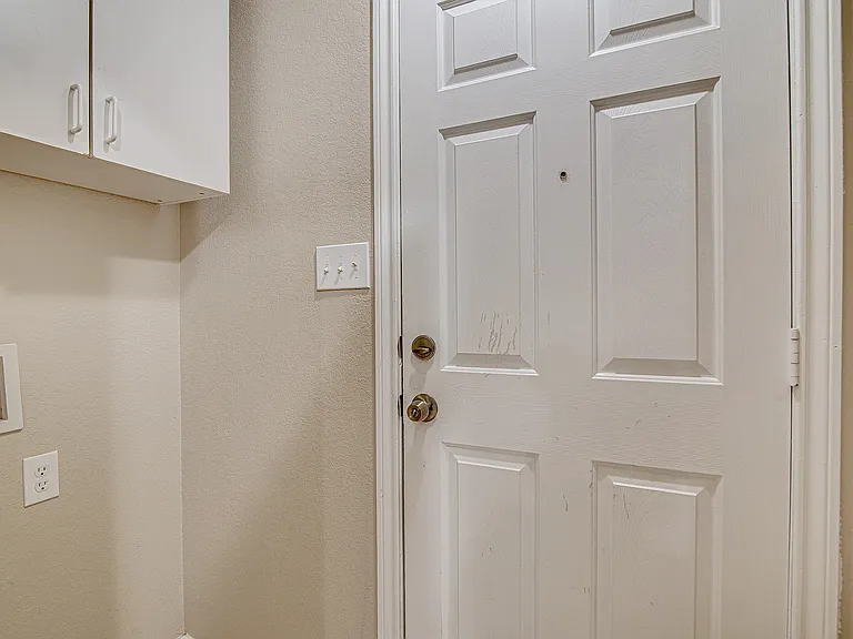116 Honey Bee Dr #116 — Photo 13
