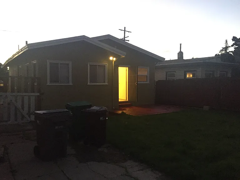 5440 Trask St — Photo 6
