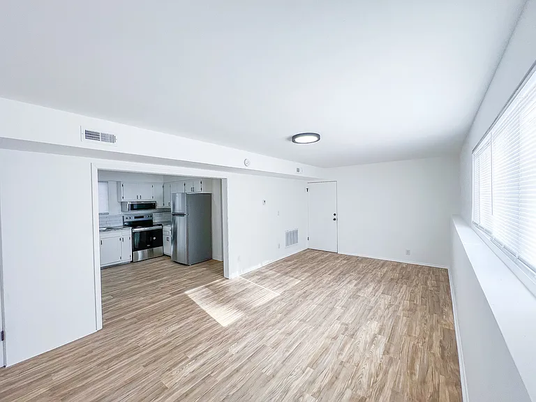 1822 Academy St #1 — Photo 2