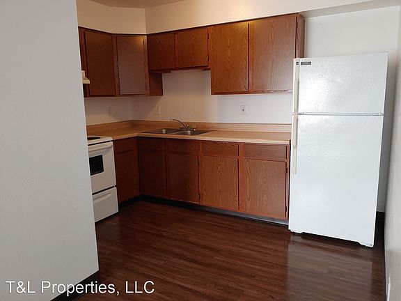 4th image of 507 E 4th St #8359581