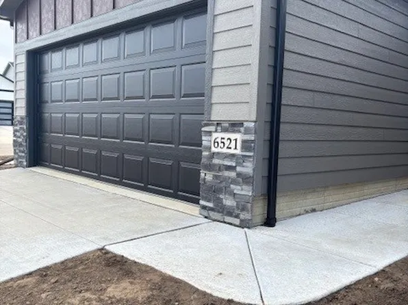 6512 E Steel St, Sioux Falls, SD 57110