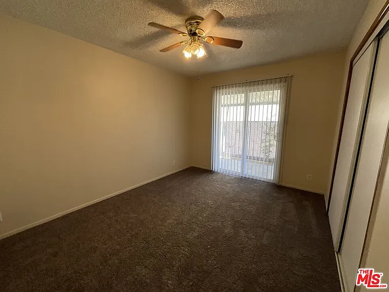 1440 Calhoun Ct #C — Photo 8