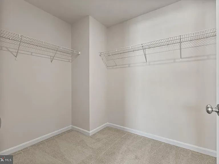 574 Atkinson St — Photo 8