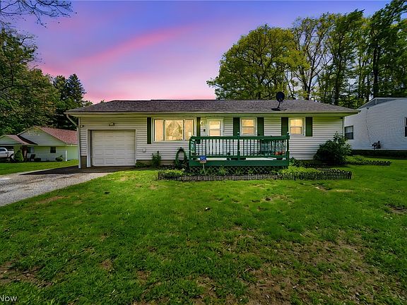 2nd image of 3146 Spencer Dr