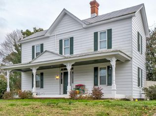 17586 Richmond Rd, Callao, VA 22435