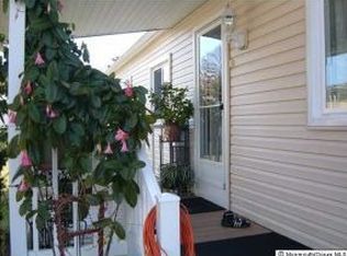 11 Raccoon Ave, Whiting, NJ 08759