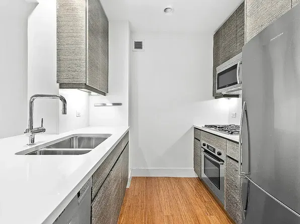 305 West 16th Street #4A, photo 3