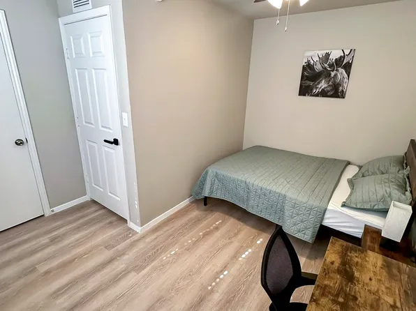 (undisclosed Address), Houston, TX 77072